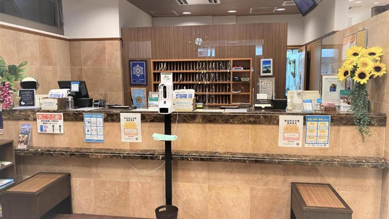 Toyoko Inn Okinawa Naha Kokusai-Dori Miebashi-Eki Eksteriør bilde