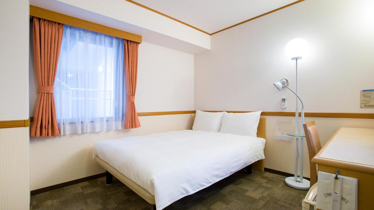 Toyoko Inn Okinawa Naha Kokusai-Dori Miebashi-Eki Eksteriør bilde