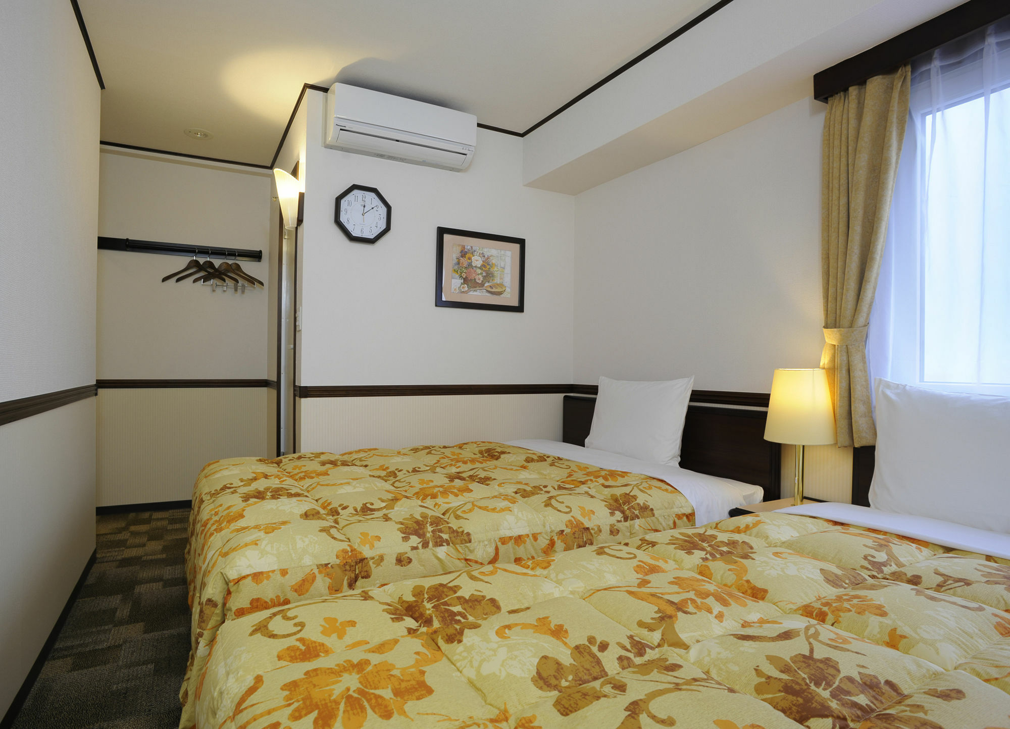 Toyoko Inn Okinawa Naha Kokusai-Dori Miebashi-Eki Eksteriør bilde